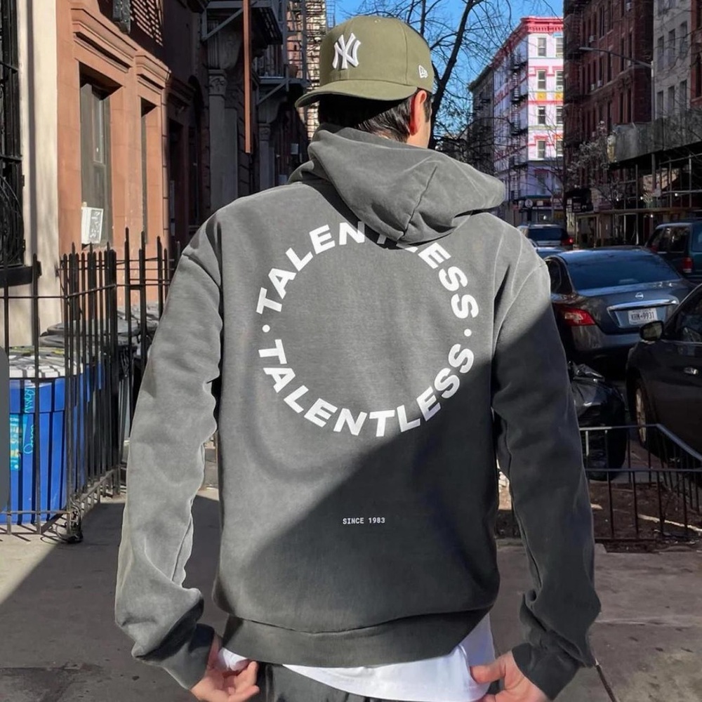 Sweatshirt grey